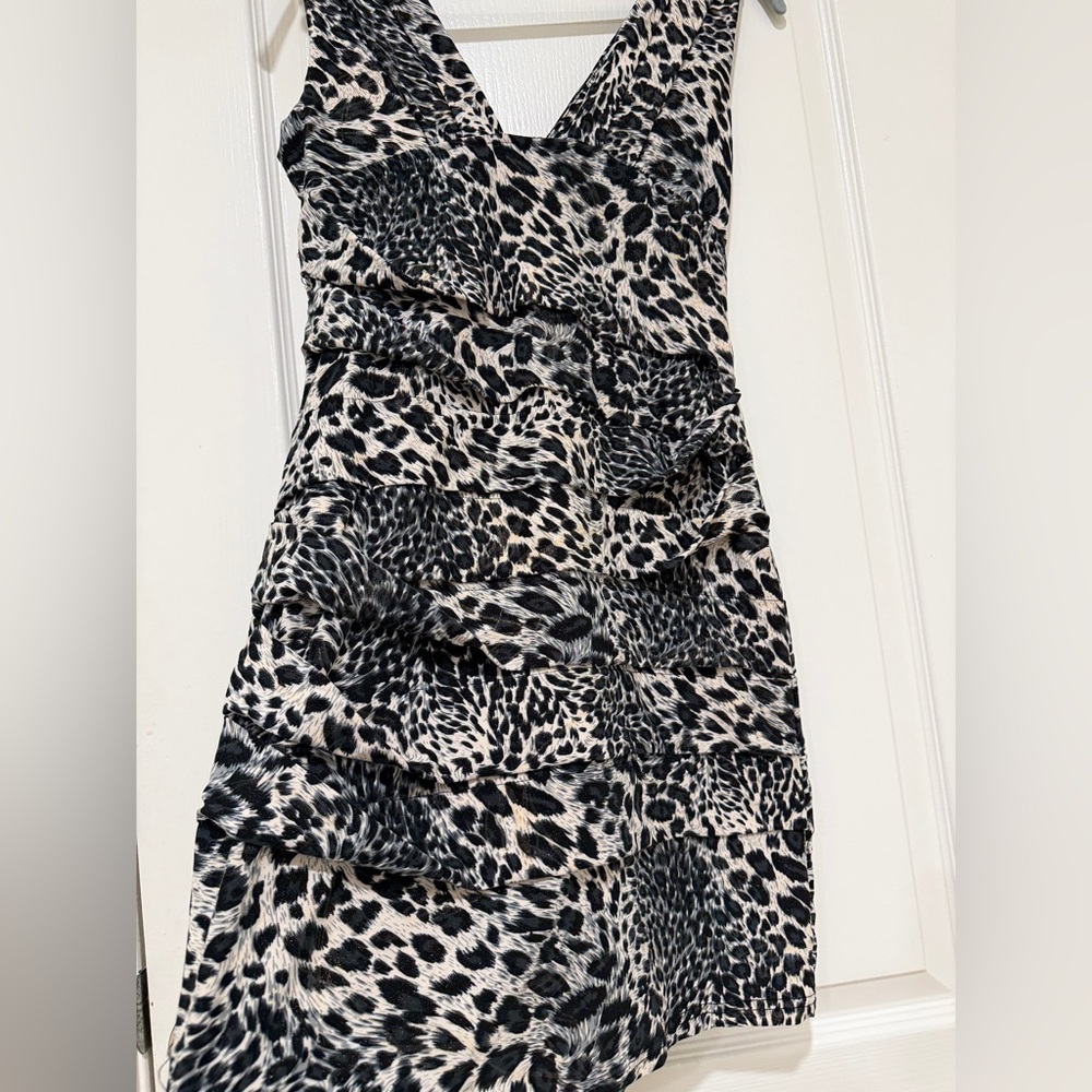 Misope Leopard Print Bodycon Dress Ruched Mini Sexy Night Out Dress - Picture 7 of 7